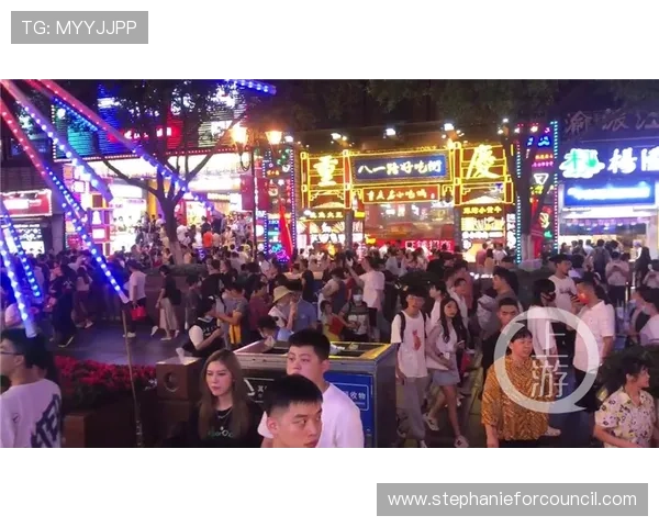 澳门娱乐攻略：夜生活、表演秀与美食一站式指南