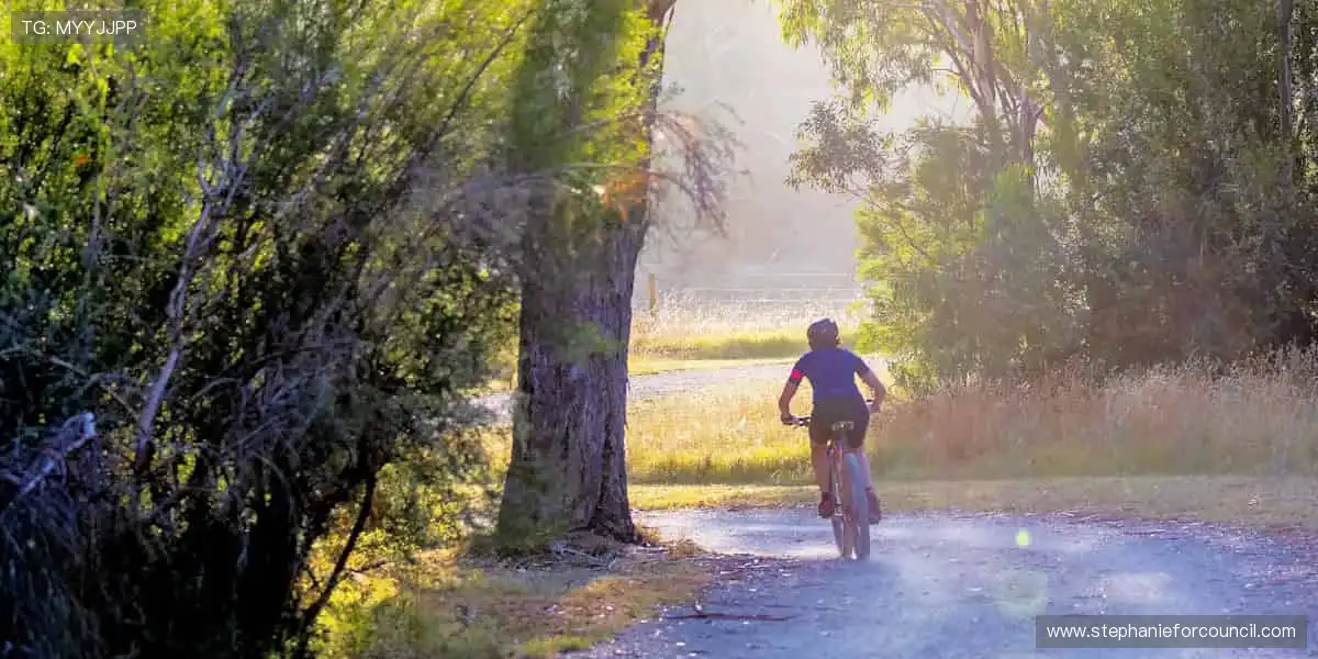 「运动装备黑科技,让你的每一步都更专业!🛡️点击选购,开启高效训练!」